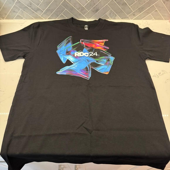 Roblox RDC 2024 Shirt - Picture 1 of 6